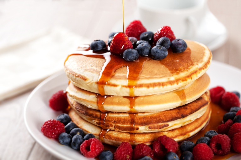 Pancakes with berries